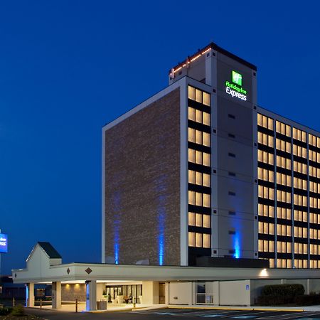 Holiday Inn Express Washington Dc Sw - Springfield By Ihg Εξωτερικό φωτογραφία