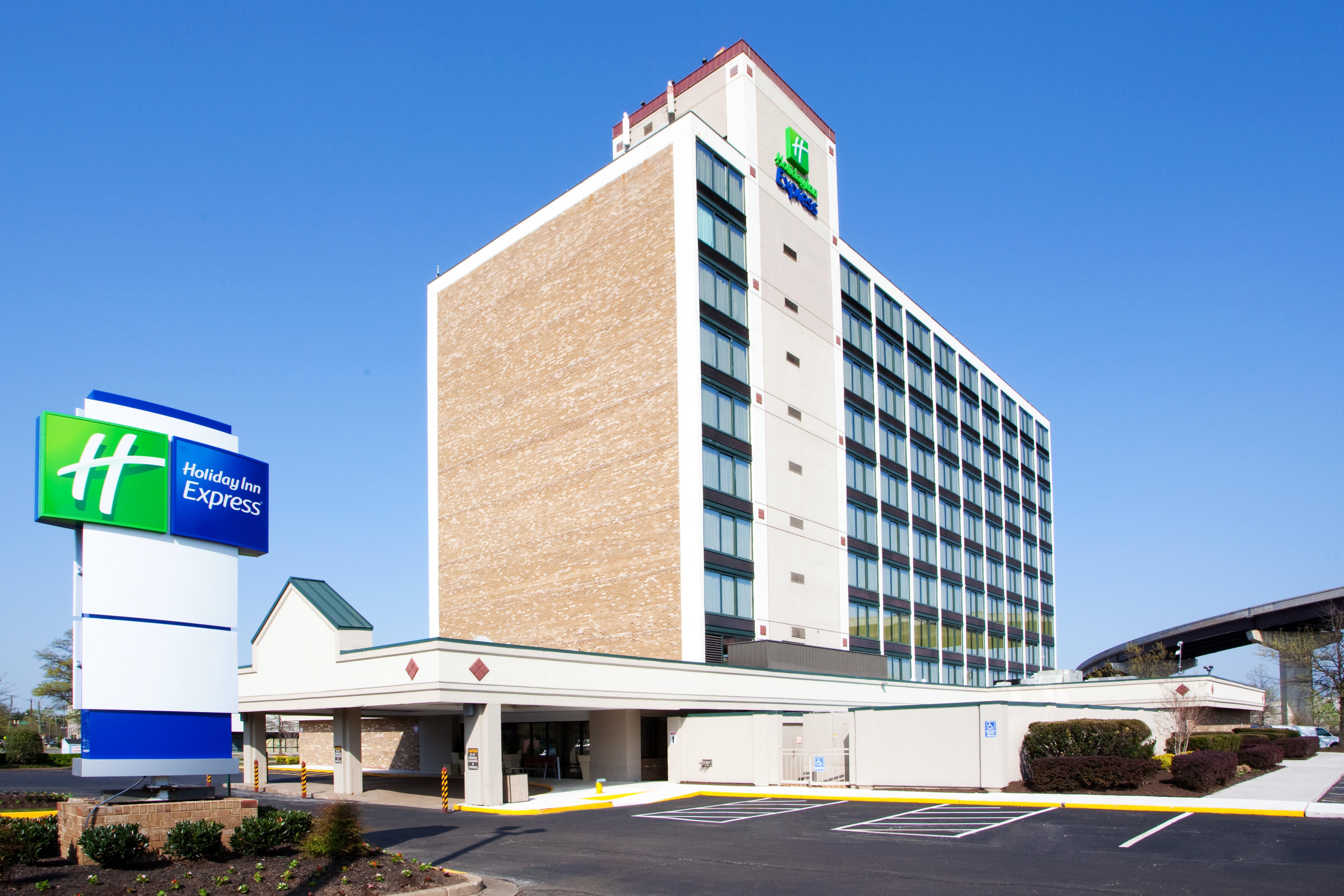 Holiday Inn Express Washington Dc Sw - Springfield By Ihg Εξωτερικό φωτογραφία