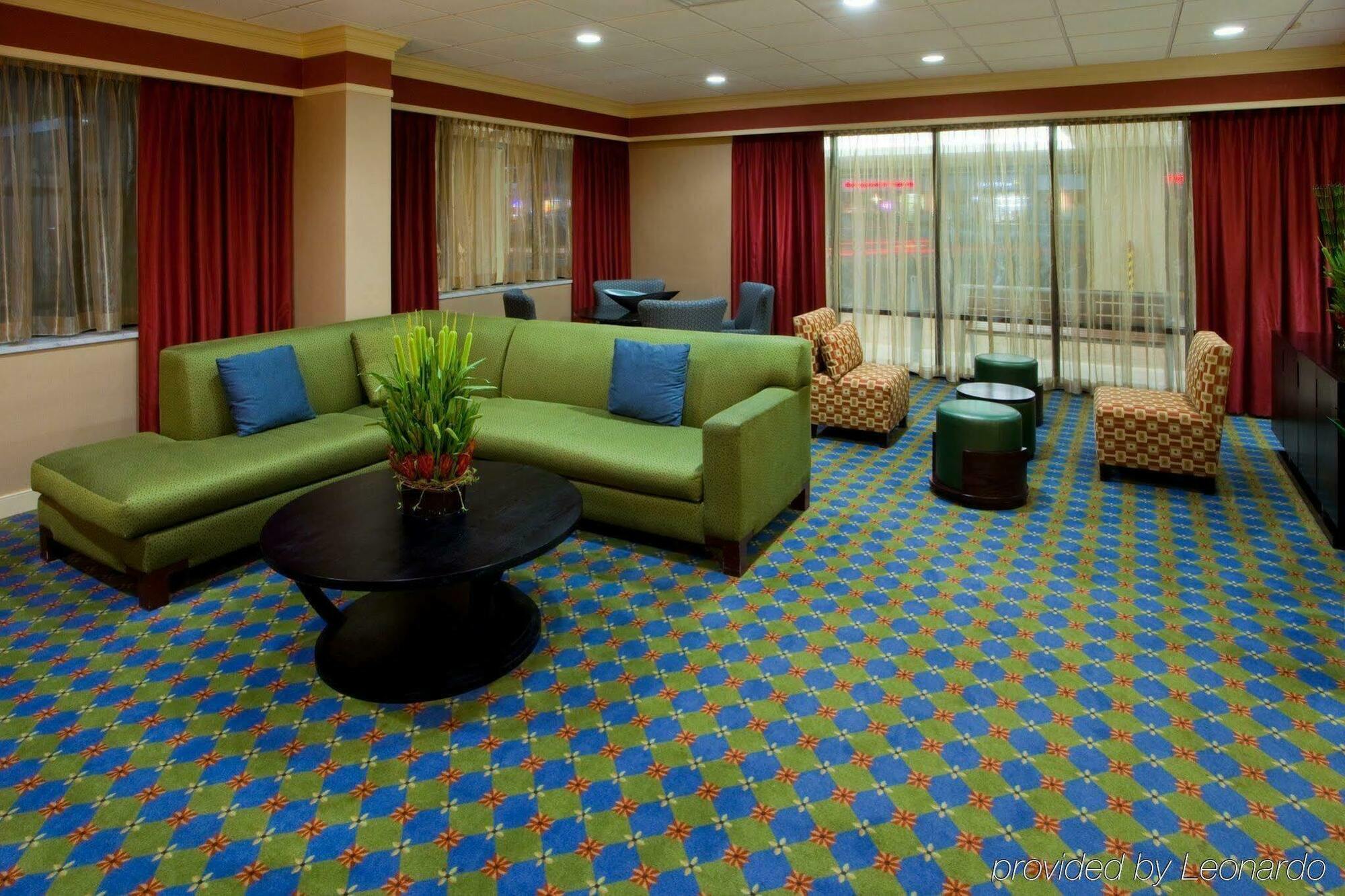 Holiday Inn Express Washington Dc Sw - Springfield By Ihg Εξωτερικό φωτογραφία